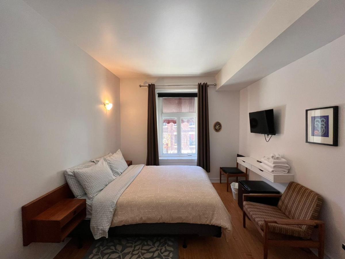 Central Hotel Montréal Esterno foto